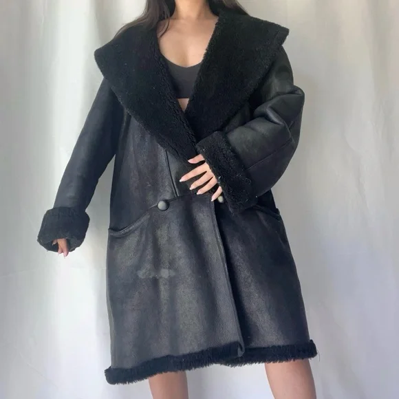 Vintage Black 100% Genuine Shearling Heavy Coat - Picture 2 of 6